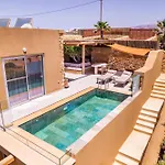 Vala Luxury B * Afiartis