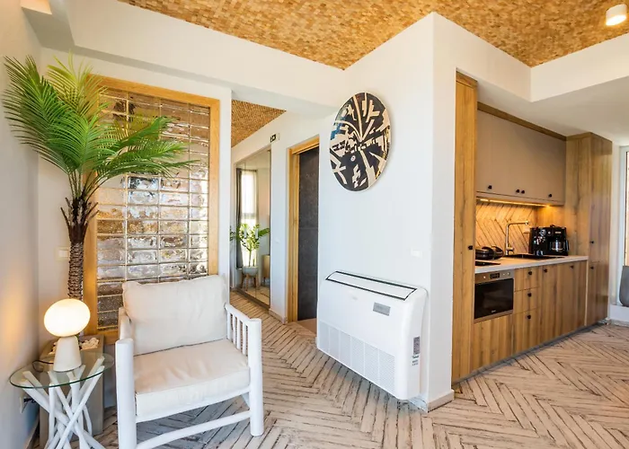 فيلة Vala Luxury B *